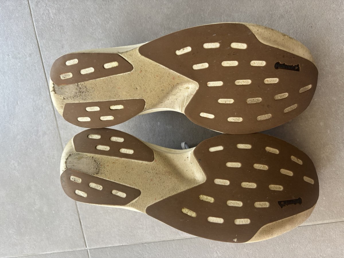 Evo SL sole wear at 400km