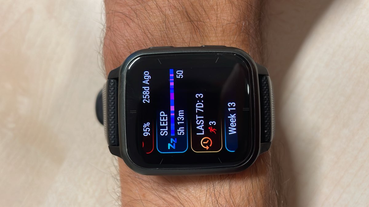 Venu SQ showing 5h13m sleep, score 50